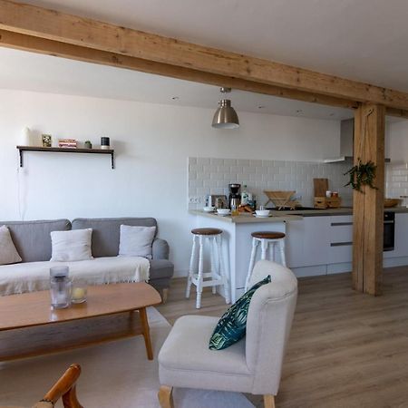 APPARTEMENT DUPLEX SAUMUR CENTRE, refait à neuf, à proximité du château Extérieur photo