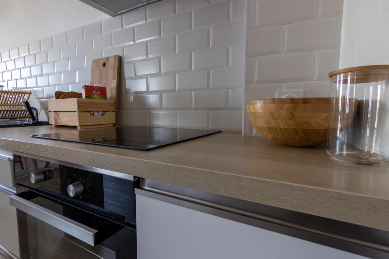 APPARTEMENT DUPLEX SAUMUR CENTRE, refait à neuf, à proximité du château Extérieur photo