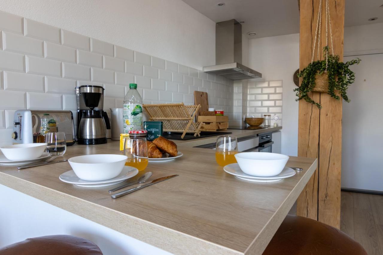APPARTEMENT DUPLEX SAUMUR CENTRE, refait à neuf, à proximité du château Extérieur photo