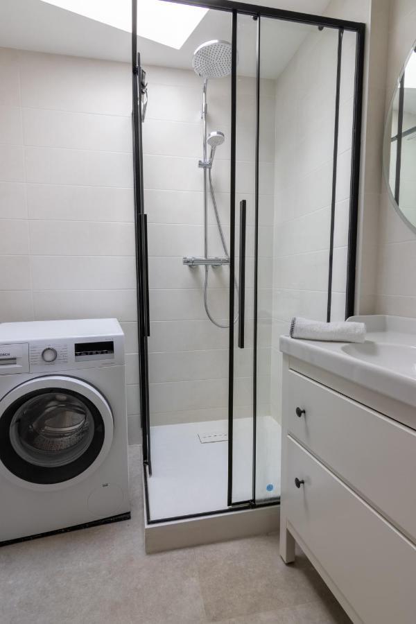 APPARTEMENT DUPLEX SAUMUR CENTRE, refait à neuf, à proximité du château Extérieur photo